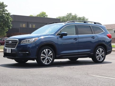 Used 2021 Subaru Ascent Premium w/ Sport Package AWD/4WD image 11