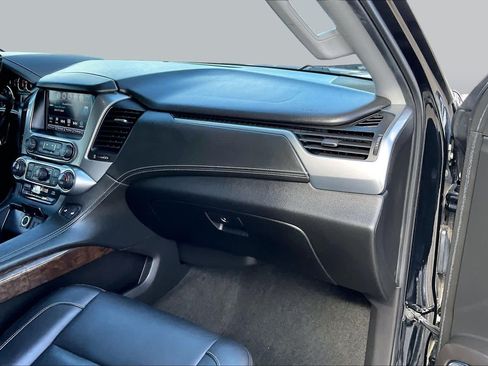 Used 2018 Chevrolet Tahoe LT RWD image 19