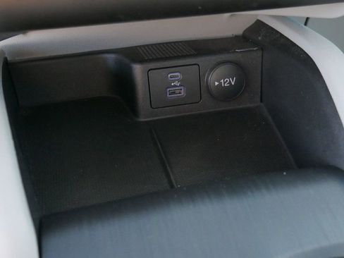 Used 2023 Ford Escape Active AWD/4WD image 46