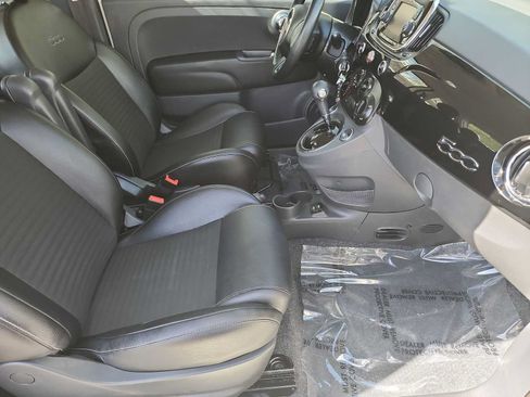 Used 2019 FIAT 500 Pop w/ Urbana Appearance Package FWD image 17