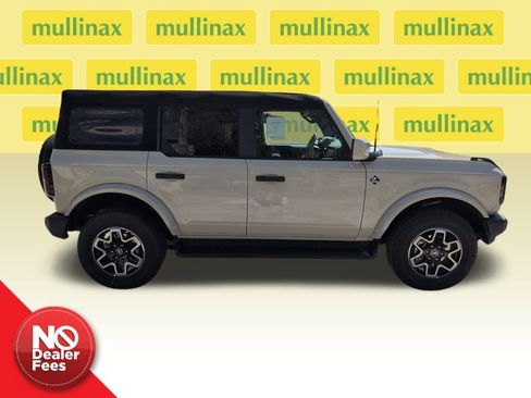 New 2026 Ford Bronco Outer Banks image 2