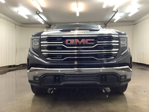 New 2026 GMC Sierra 1500 SLT w/ SLT Premium Plus Package image 11