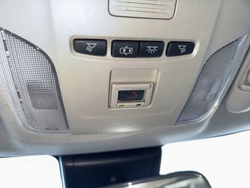 Used 2022 Toyota Corolla LE image 16