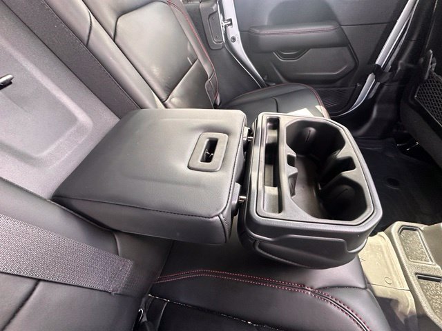Used 2024 Jeep Wrangler Unlimited Rubicon AWD/4WD image 31