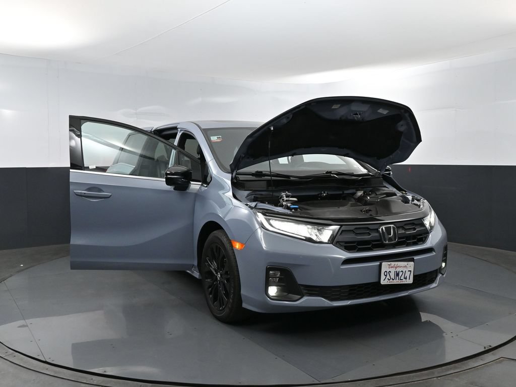Used 2025 Honda Odyssey Sport-L image 28