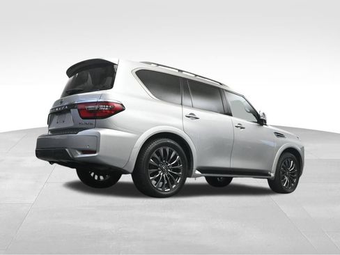 Used 2023 Nissan Armada Platinum w/ Captain's Chairs Package RWD image 14