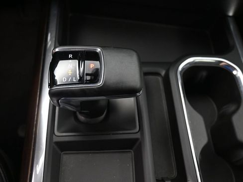 Used 2024 GMC Sierra 1500 SLT w/ SLT Premium Package AWD/4WD image 15