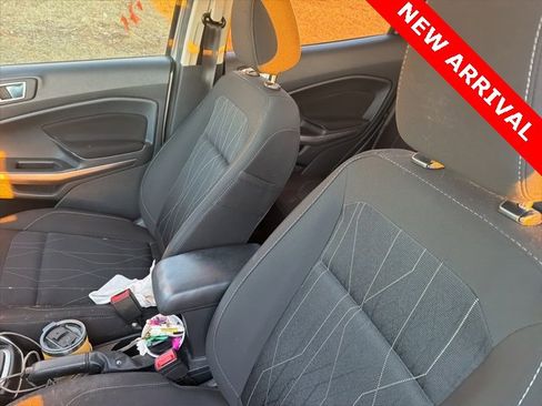 Used 2019 Ford EcoSport SE w/ SE Convenience Package image 11