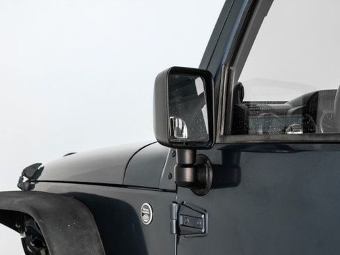 Used 2008 Jeep Wrangler Unlimited Rubicon w/ Dual Top Group AWD/4WD image 33