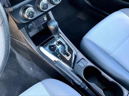 Used 2016 Toyota Corolla L FWD image 17