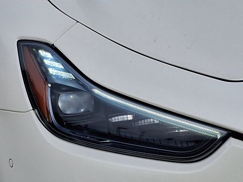 Used 2021 Maserati Ghibli Trofeo image 9