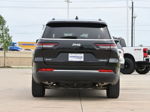 Used 2024 Jeep Grand Cherokee L Laredo w/ Luxury Tech Group I AWD/4WD image 8