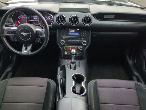 Used 2017 Ford Mustang Coupe RWD image 14