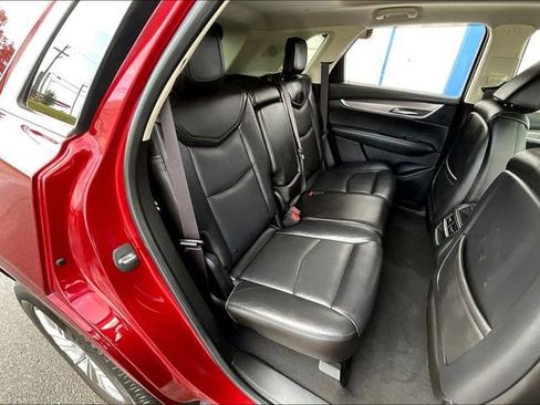 Used 2017 Cadillac XT5 Luxury w/ Driver Awareness Package image 27