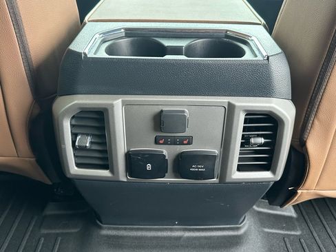 Certified 2022 Ford F250 Lariat w/ Lariat Ultimate Package image 20