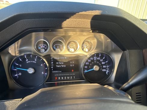 Used 2013 Ford F250 Lariat w/ Chrome Pkg image 19