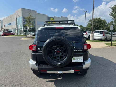 Used 2007 Toyota FJ Cruiser 4WD image 8