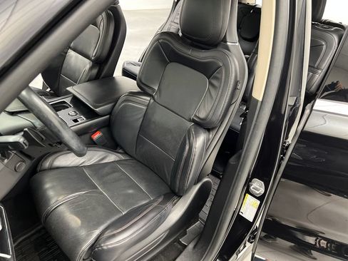 Used 2021 Lincoln Aviator Reserve w/ Equipment Group 208A AWD/4WD image 11