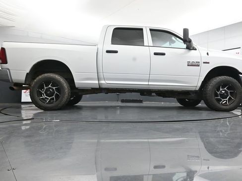 Used 2016 RAM 2500 Tradesman w/ Chrome Appearance Group image 24