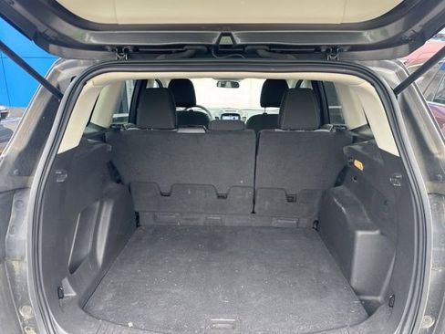Used 2017 Ford Escape SE w/ Equipment Group 201A FWD image 13
