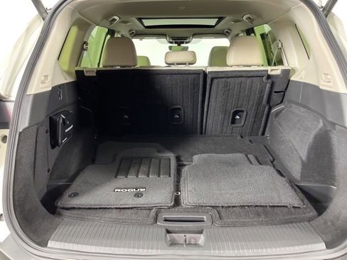 Used 2023 Nissan Rogue SL FWD image 49