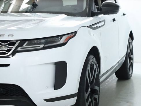 Used 2020 Land Rover Range Rover Evoque SE image 14