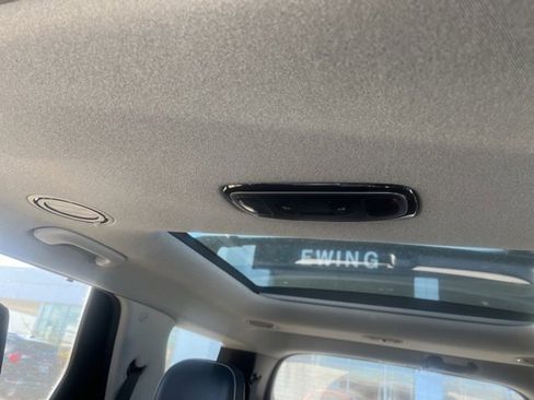 Used 2021 Hyundai Palisade Limited image 14