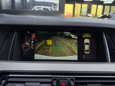 Used 2015 BMW M5 RWD image 37