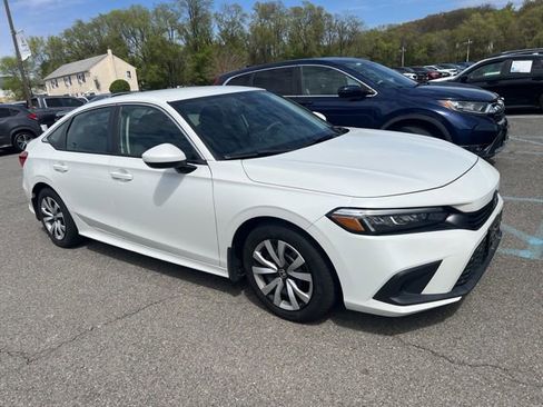 Used 2022 Honda Civic LX image 2