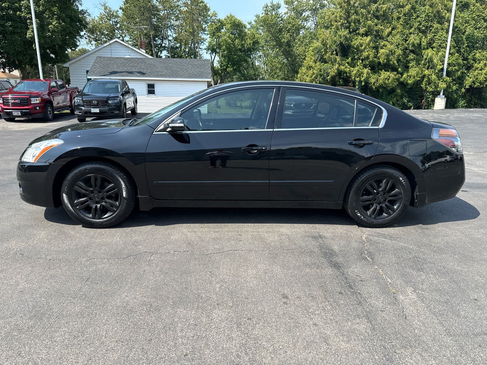 Used 2012 Nissan Altima 2.5 SL w/ 2.5SL Pkg FWD image 6