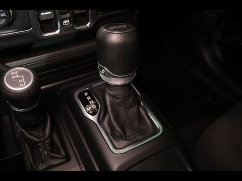 Used 2021 Jeep Wrangler Unlimited Sport image 18