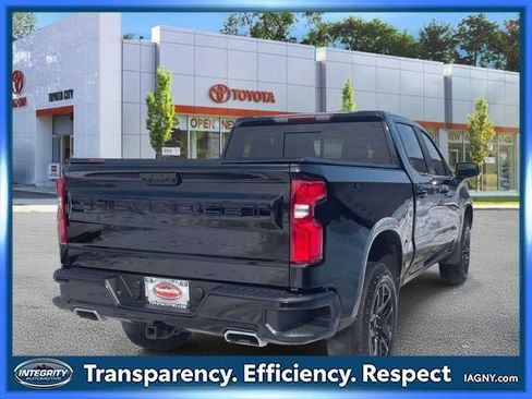 Used 2025 Chevrolet Silverado 1500 LT Trail Boss w/ Convenience Package II image 6