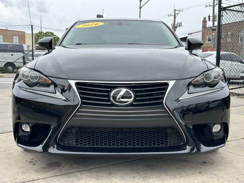Used 2016 Lexus IS 300 AWD image 2