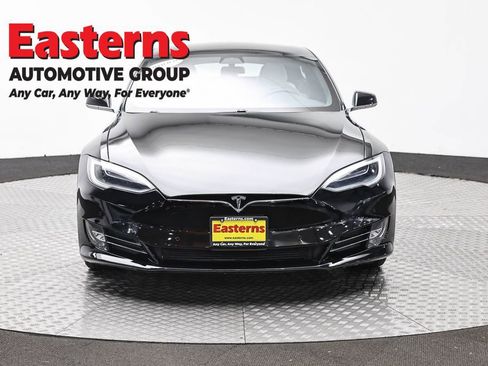 Used 2017 Tesla Model S 60D AWD/4WD image 2