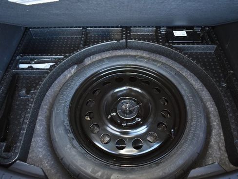 Used 2019 Ford Escape SEL image 41