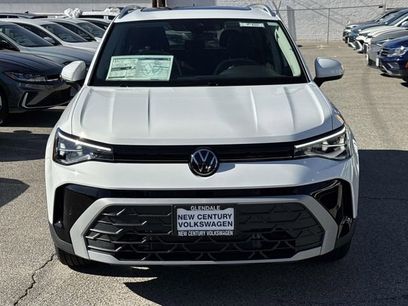 New 2025 Volkswagen Taos SE