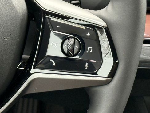 New 2026 BMW i5 eDrive40 w/ Premium Package image 24