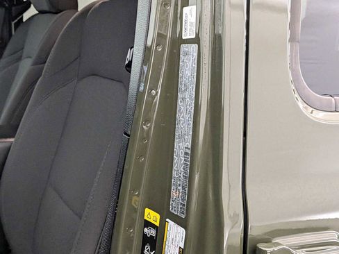 Used 2023 Jeep Wrangler Unlimited image 36