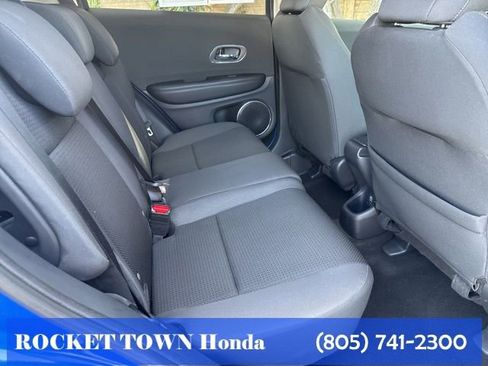 Used 2022 Honda HR-V EX image 11