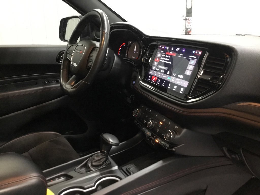 Used 2023 Dodge Durango R/T w/ Tow 'N Go Package AWD/4WD image 25