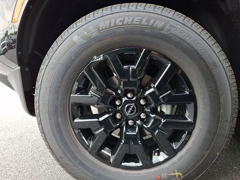 New 2026 Nissan Frontier SV w/ SV Convenience Package AWD/4WD image 4