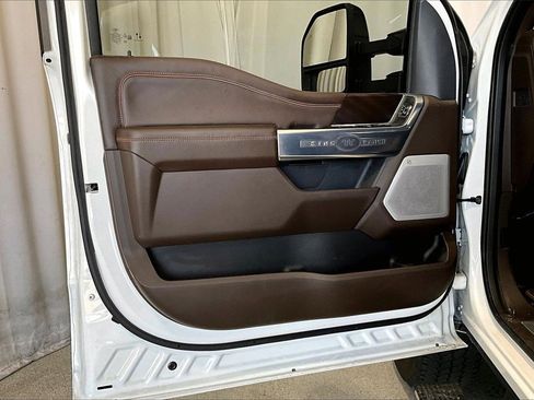 Used 2025 Ford F350 King Ranch image 21