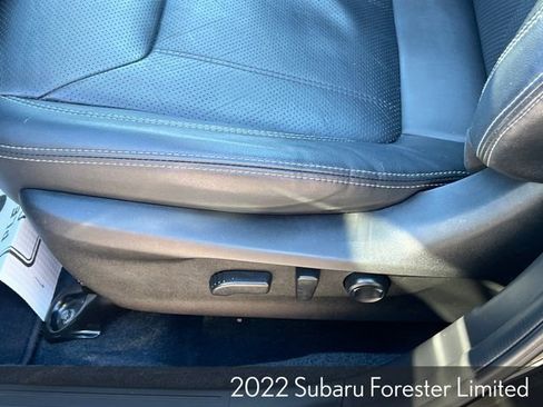 Used 2022 Subaru Forester Limited image 28
