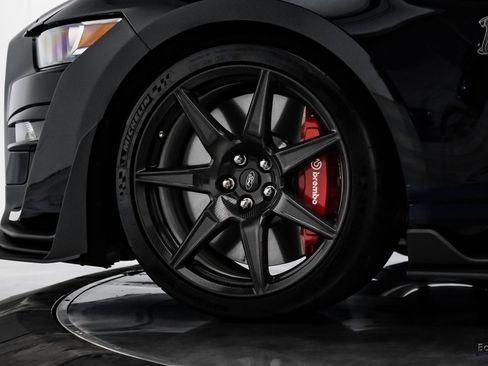 Used 2020 Ford Mustang Shelby GT500 w/ Carbon Fiber Track Pack image 62