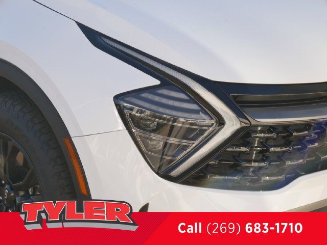 Used 2024 Kia Sportage X-Pro AWD/4WD image 10