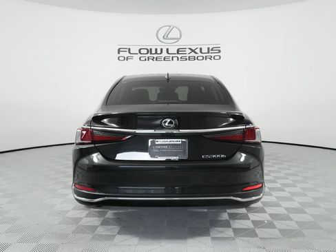 Certified 2024 Lexus ES 300h w/ Technology Package FWD image 6