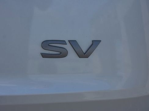 Used 2024 Nissan Rogue SV FWD image 7