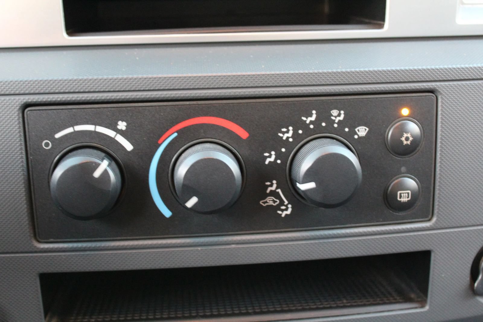 Used 2007 Dodge Ram 1500 Truck SLT w/ Trailer Tow Group RWD image 20
