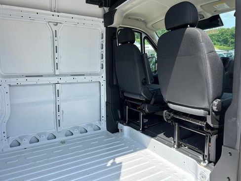 Used 2024 RAM ProMaster 1500 w/ Convenience Group image 20