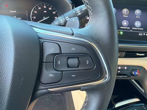 Used 2023 Buick Envision Preferred image 26